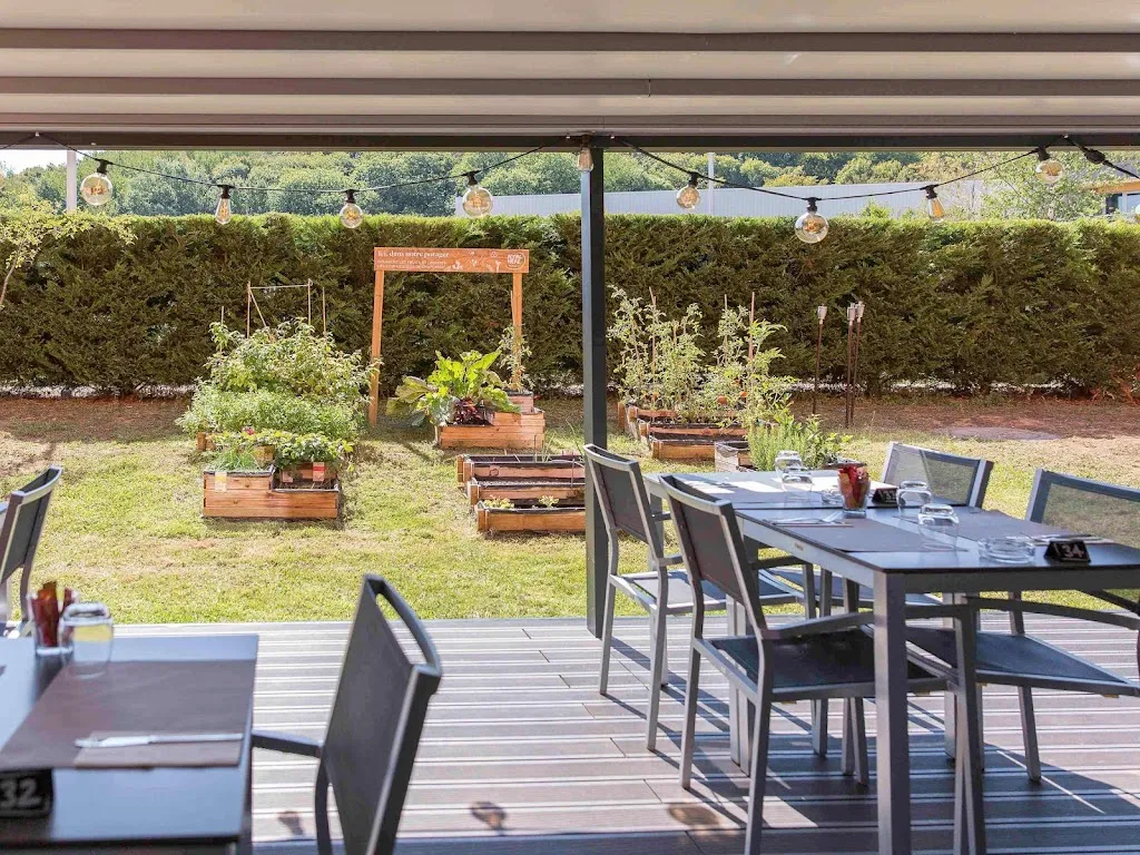 RESTAURANT LE 15_Chaponnay_slider_image_3