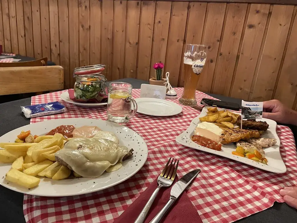 Almstube Schlattinger_Austria_slider_image_3