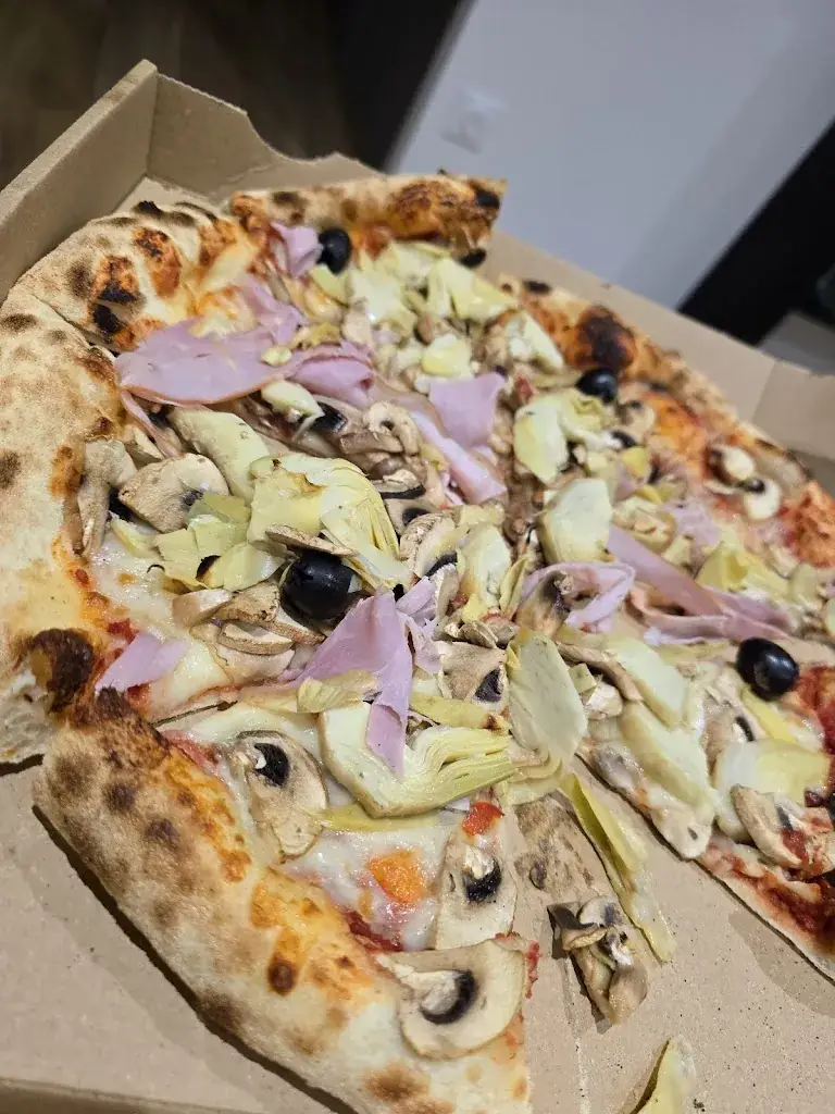 Papazzeria_Étain_slider_image_2