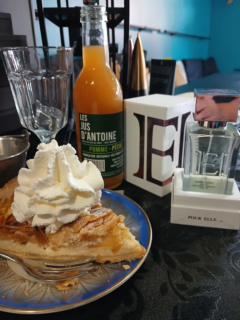 Romane0506_O tea café_Ensisheim_reseña