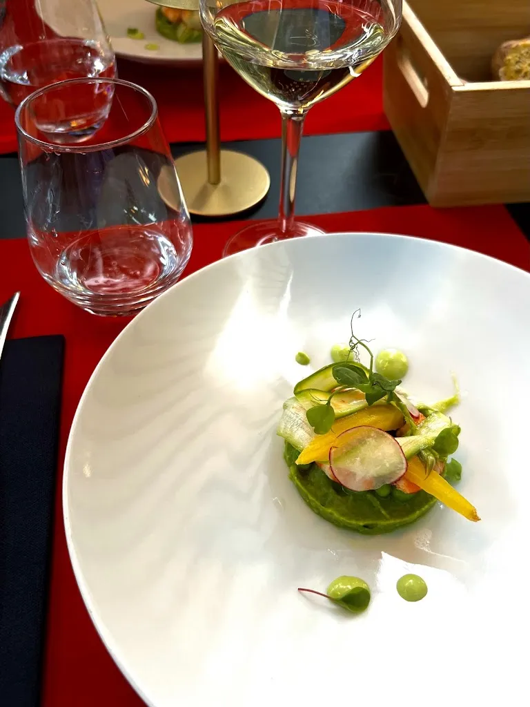 Stephanie Libert_La Cave_Ludres_review