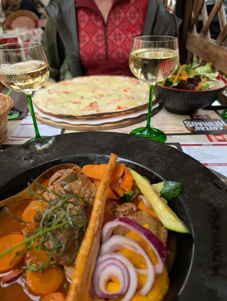 Adrian Hutchinson_Caveau Heuhaus_Eguisheim_avis