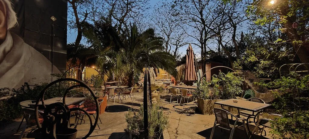 Auberge de la Garrigue_Mer_slider_image_1