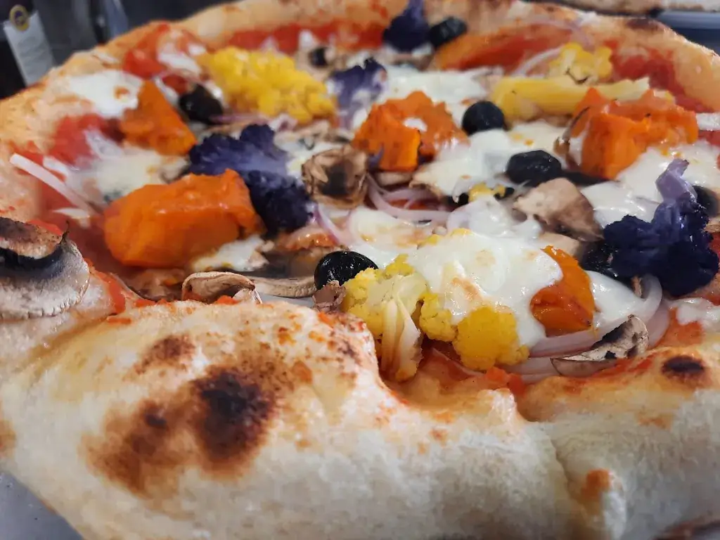 Restaurant l isatis_Fleury_slider_image_3