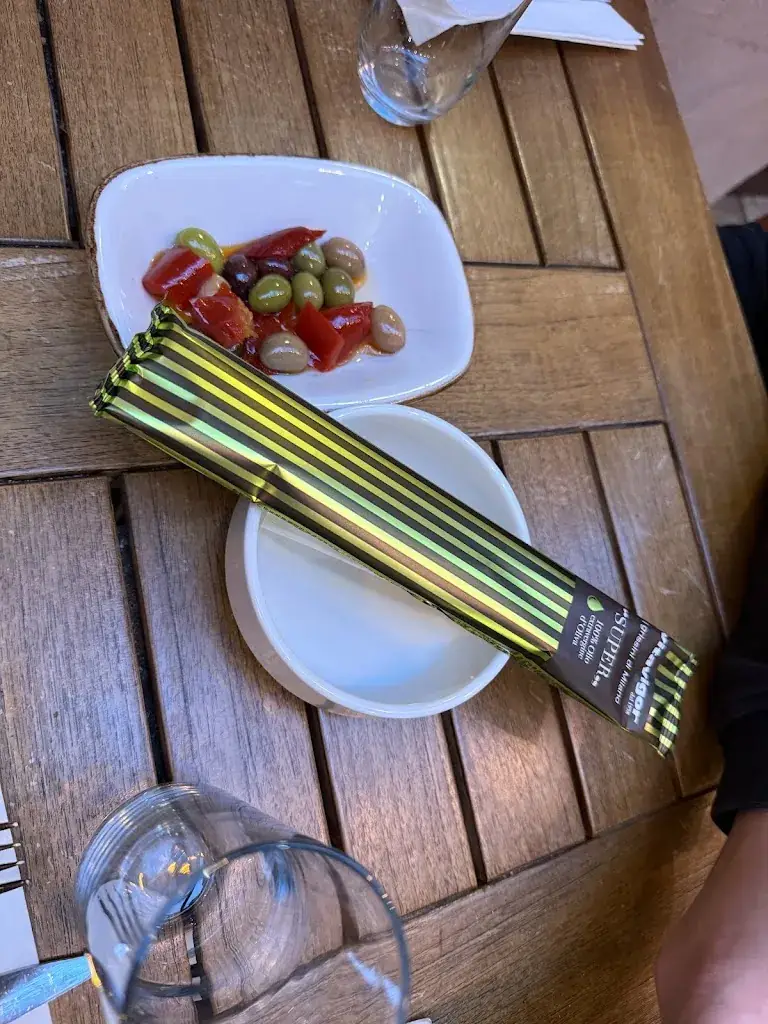 Aouatef Nanane_La Bocca Erstein_Erstein_review