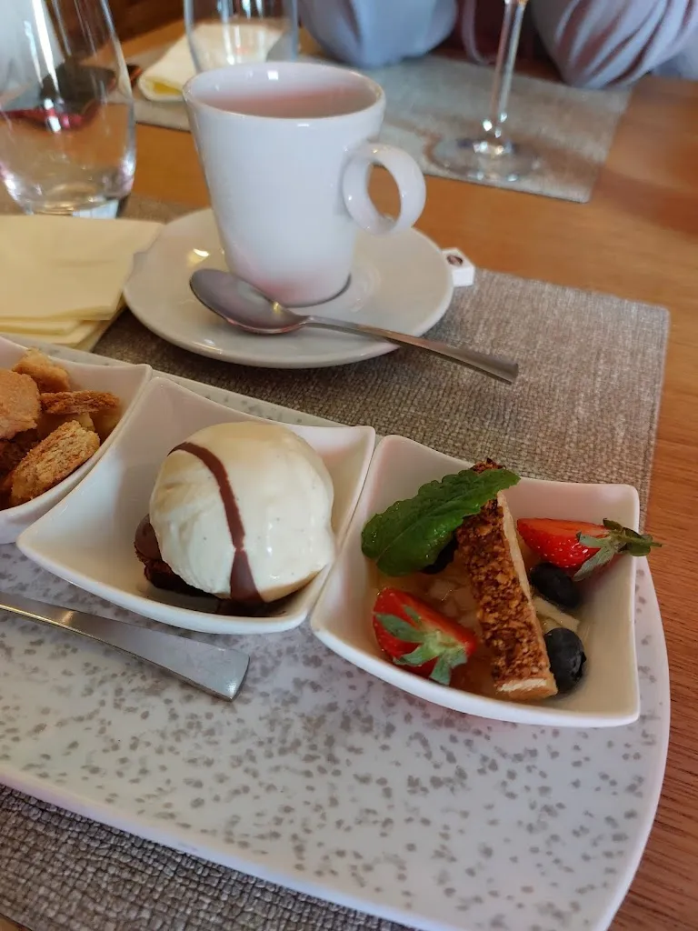 Jaime Chacoff_Chez Constant_Chamonix-Mont-Blanc_reseña