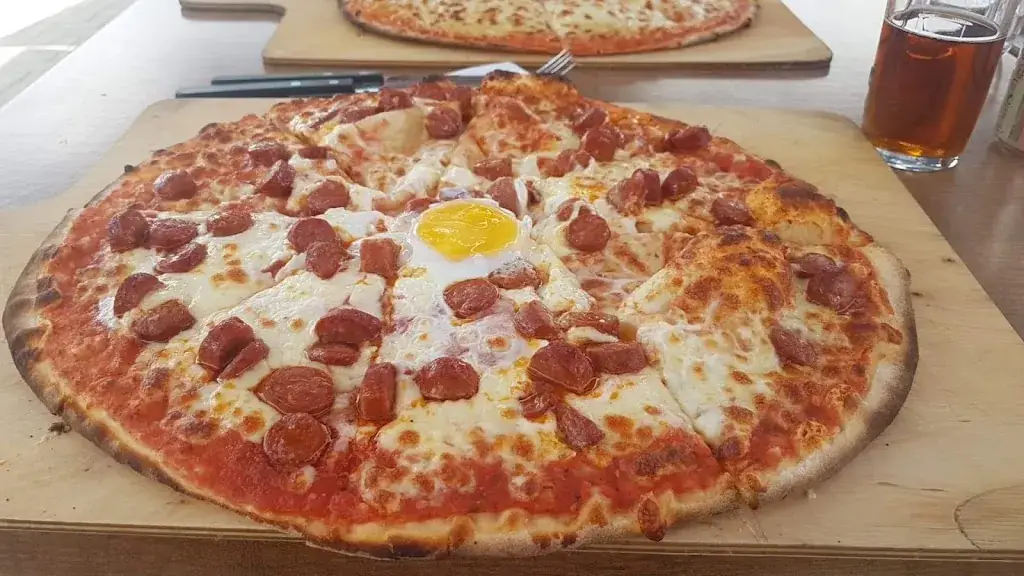 Menu_Pizza Stella_Erstein_image_6