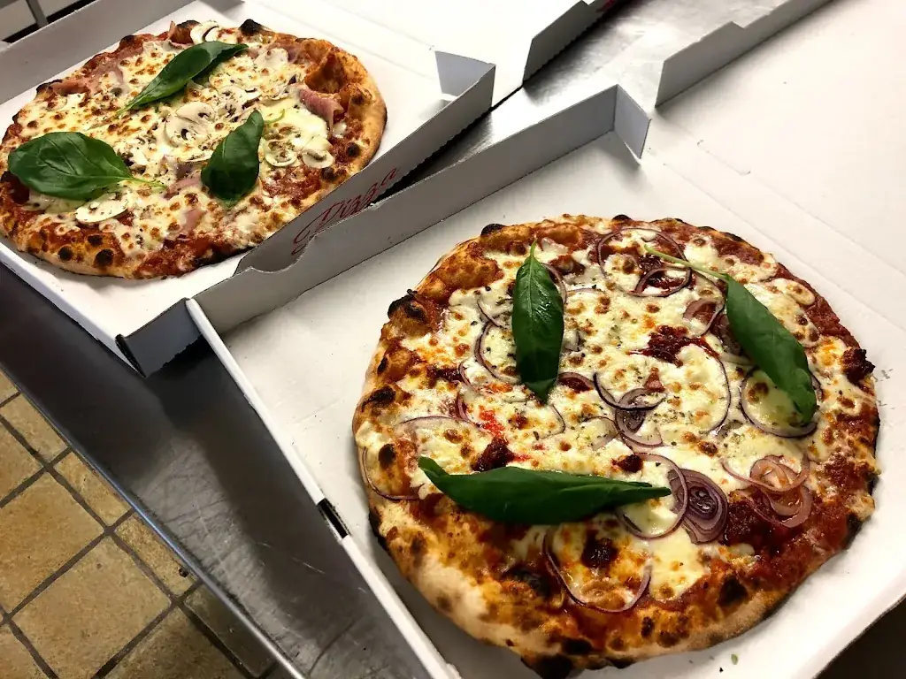 Les Philosophes_Nordhouse_slider_image_3