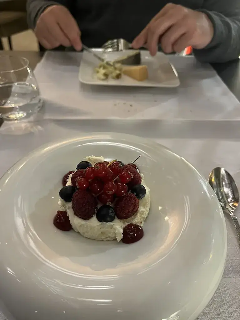 Melanie McQuary_Restaurant du Musée_Fréland_review