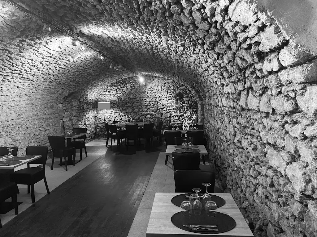 Le P'tit Champenois Restaurant au coeur de nos caveaux typiquement champenois Epernay restaurante en Épernay