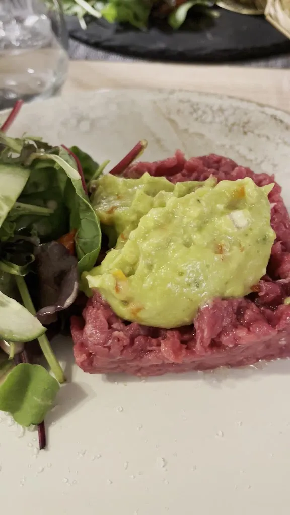 Le P'tit Champenois Restaurant au coeur de nos caveaux typiquement champenois Epernay_Épernay_slider_image_2