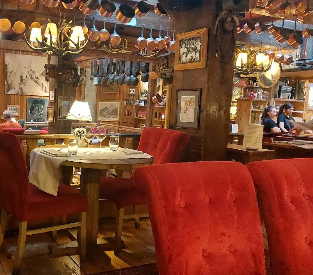 La Calèche_Chamonix-Mont-Blanc_slider_image_3