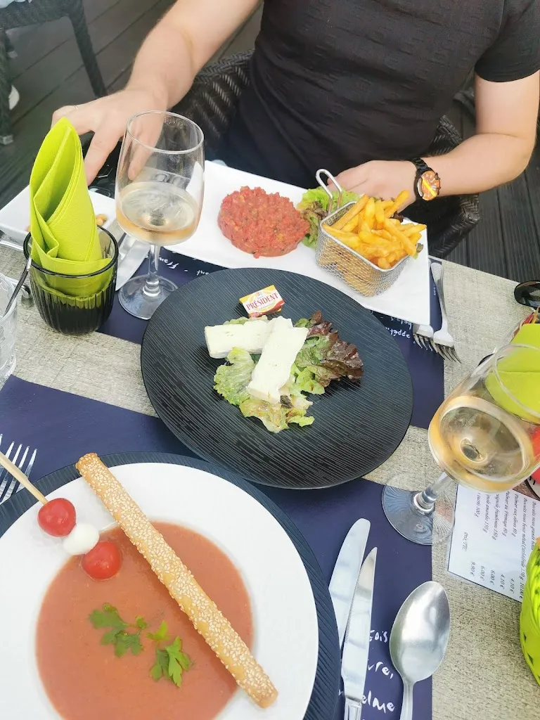 Merlin Parsin_L'Oeil de Boeuf_Épernay_review