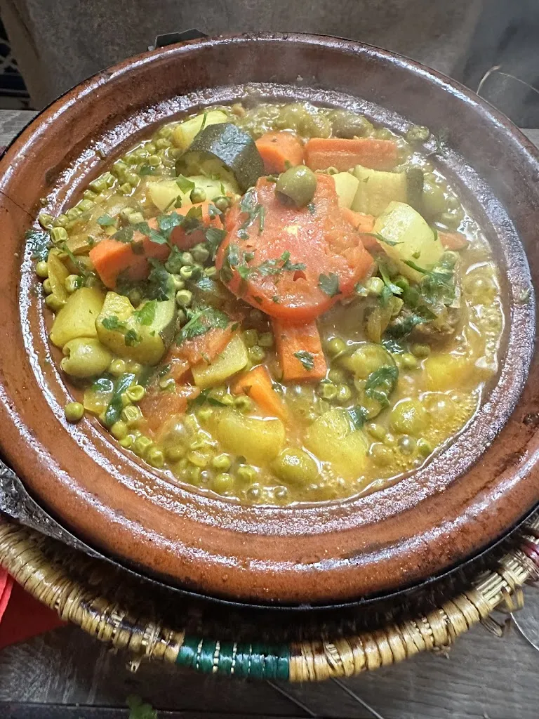 June Chung_Chez Ali_Épernay_avis