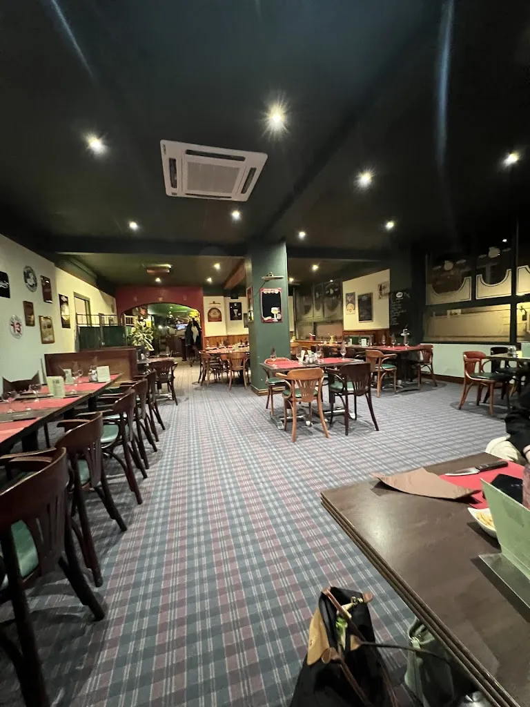 Ally McCann_La pomme d'or_Épernay_review