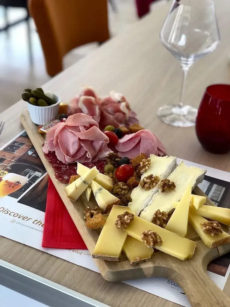 Lez'Arlequins_Épernay_slider_image_3