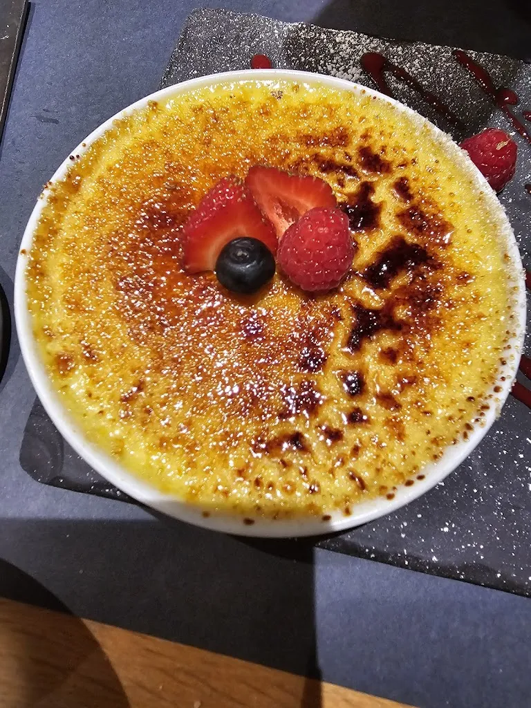 Elliot Denis_LA MAROTTE PIERRY_Pierry_review