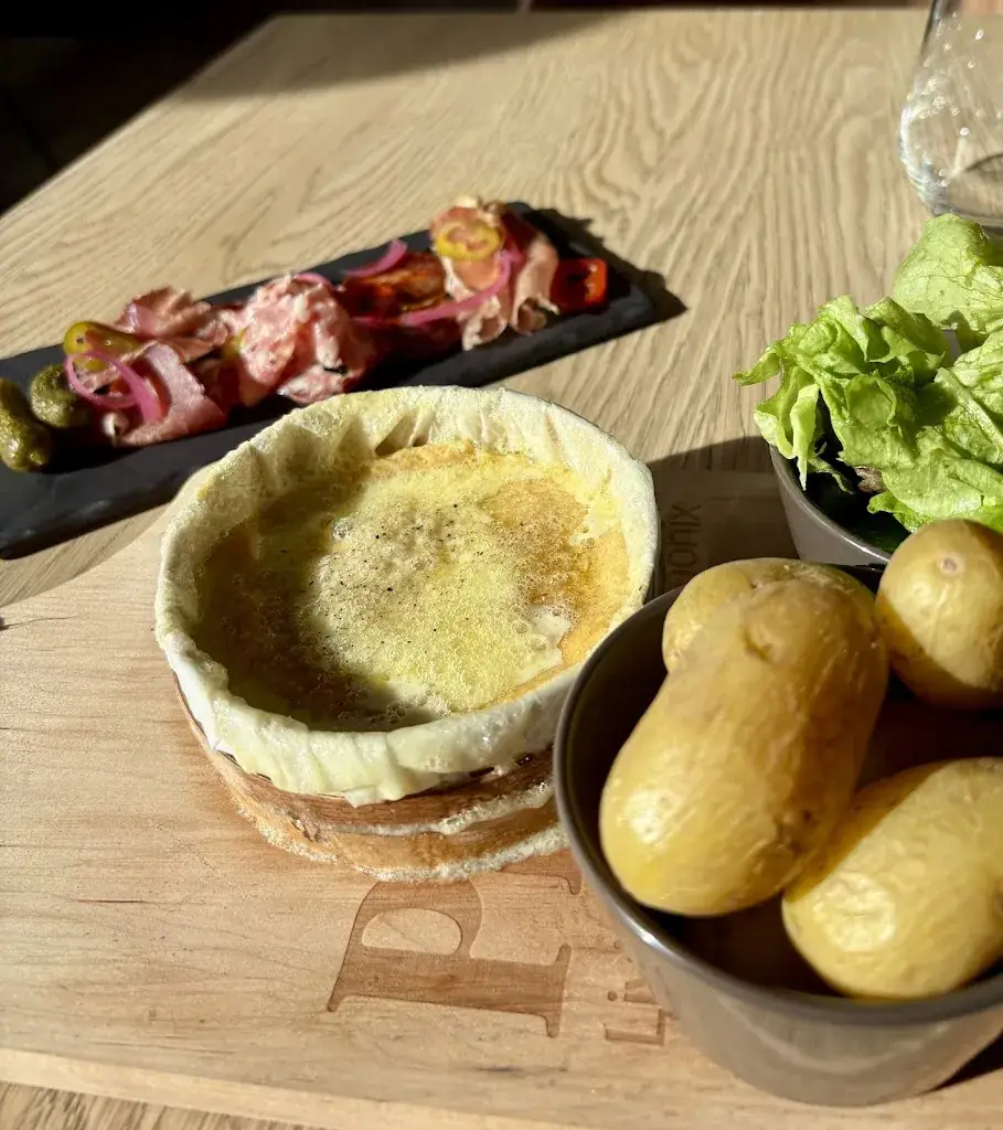 Markus Lövgren_PlanB Living Chamonix - Restaurant & Bar_Chamonix-Mont-Blanc_review