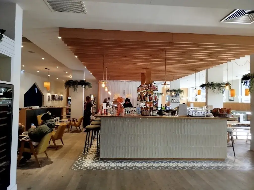 PlanB Living Chamonix - Restaurant & Bar_Chamonix-Mont-Blanc_slider_image_3