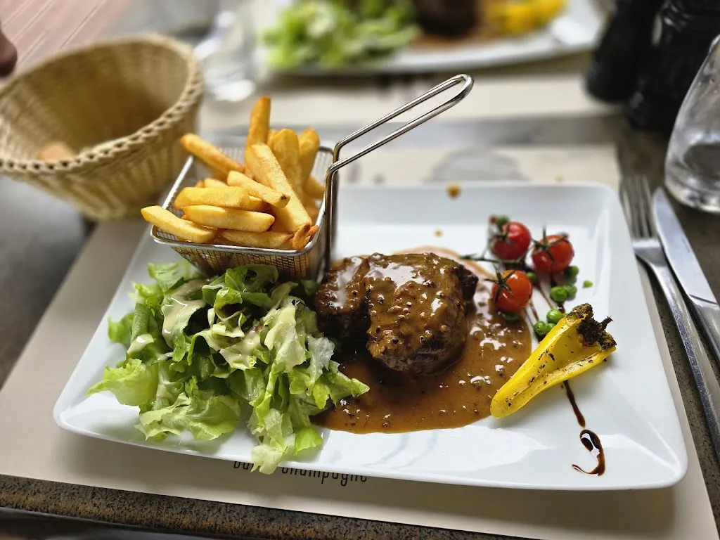 Restaurant Chez Françoise_Épernay_slider_image_3