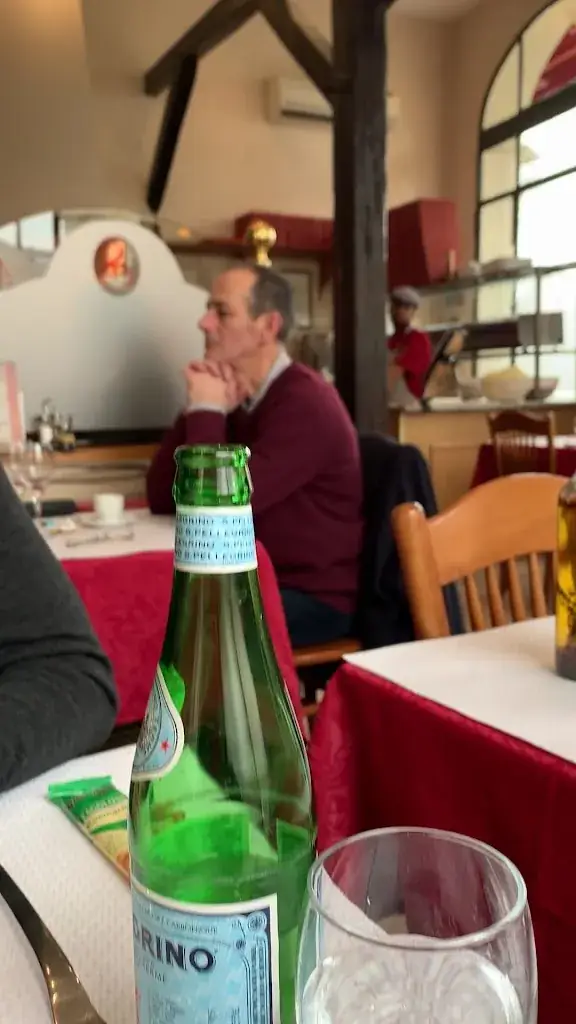 Le Sardaigne_Épernay_slider_image_2