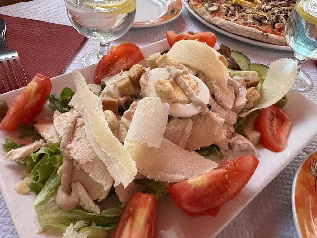 Le Sardaigne_Épernay_slider_image_3