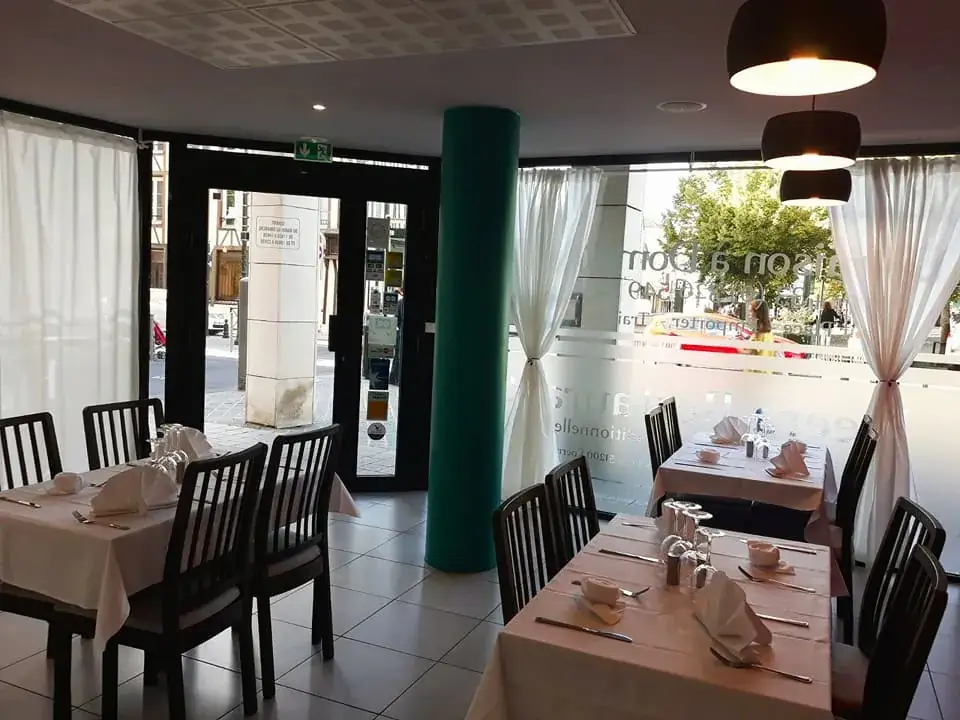 Heera Restaurant_Épernay_slider_image_1