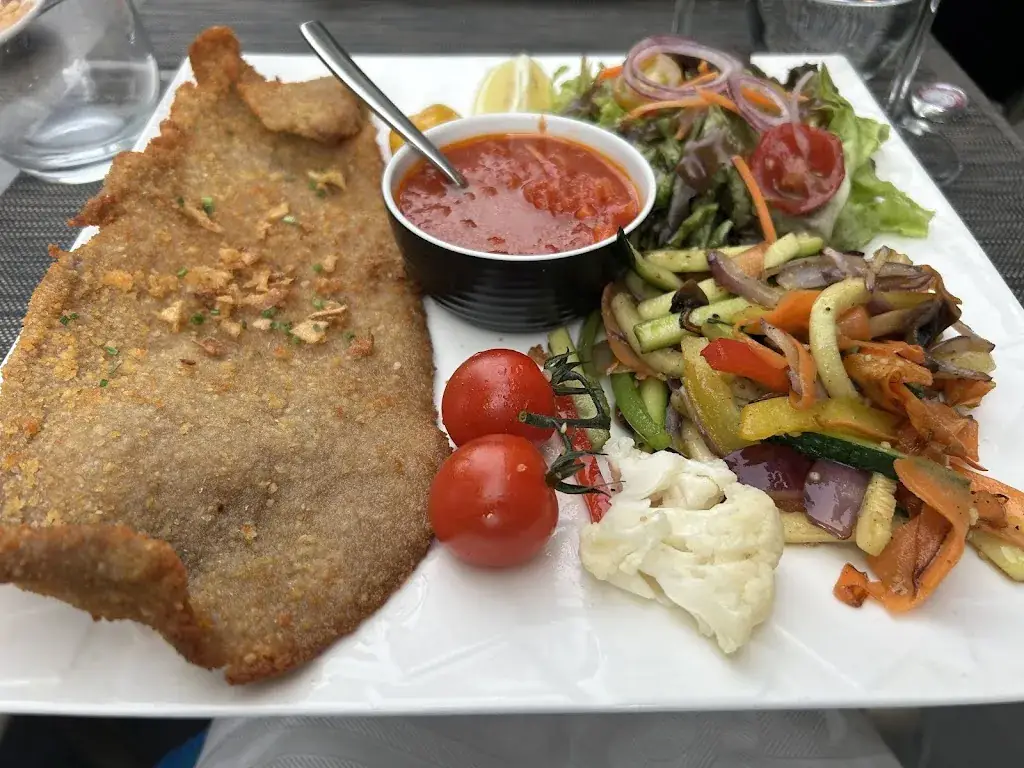 Joelle Fergg_Le Stelvio_Épernay_review