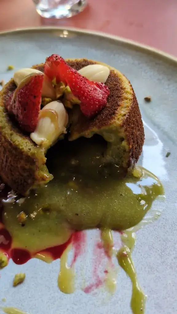 Amici_Épernay_slider_image_2