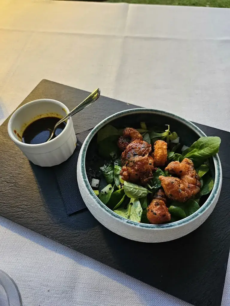 Andrea Plos_La Cabane Des Praz_Chamonix-Mont-Blanc_review