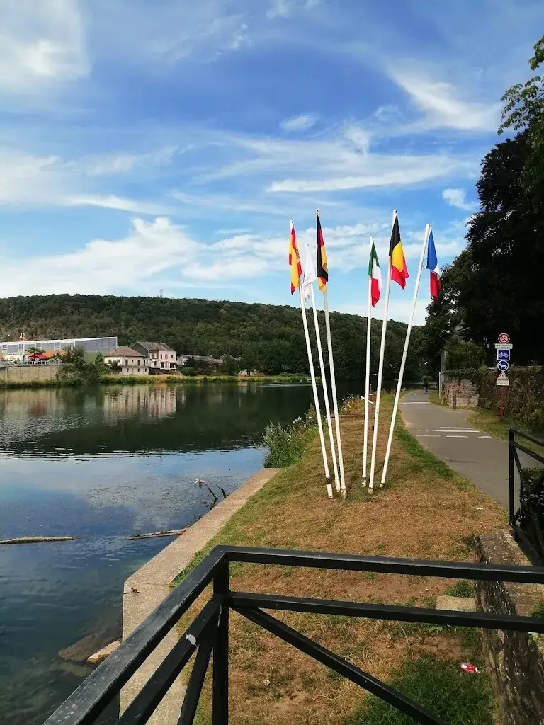 L'escale_Fumay_slider_image_3