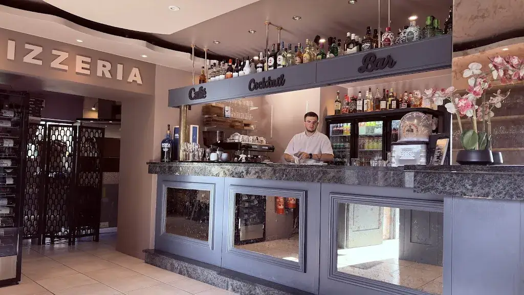 L'Olivo_Givet_slider_image_2