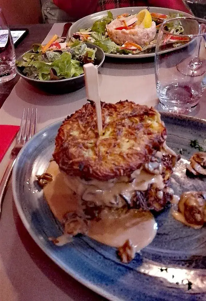 Dasha Lewis_Le Cordon Rouge_Furdenheim_review