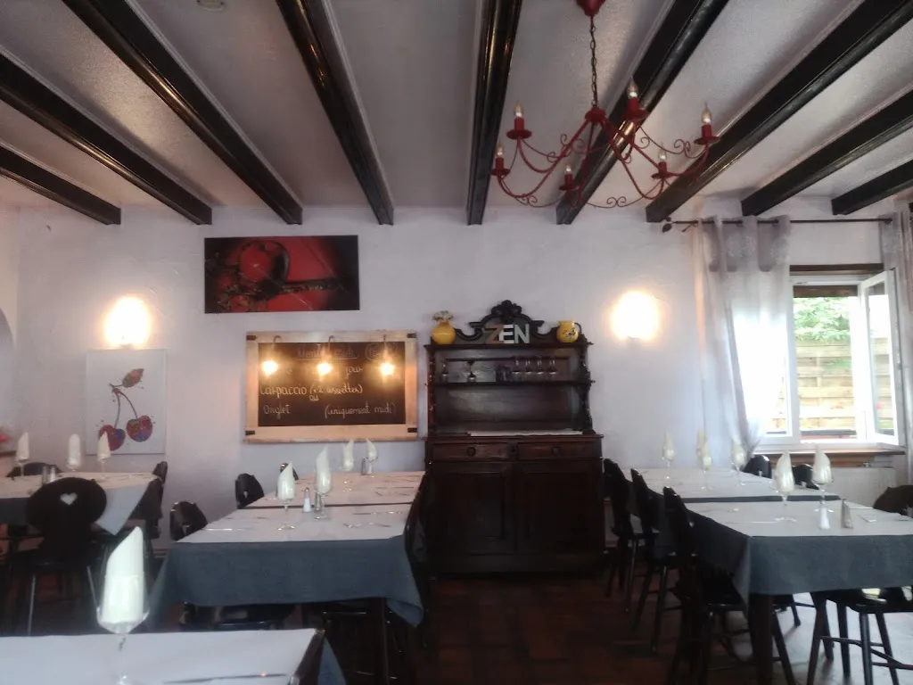 A l'Agneau d'Or Restaurant in Quatzenheim