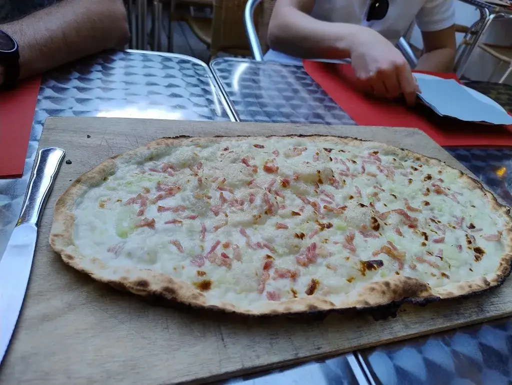 Ms Vd W_Taverne de l'Ackerland_Handschuheim_review