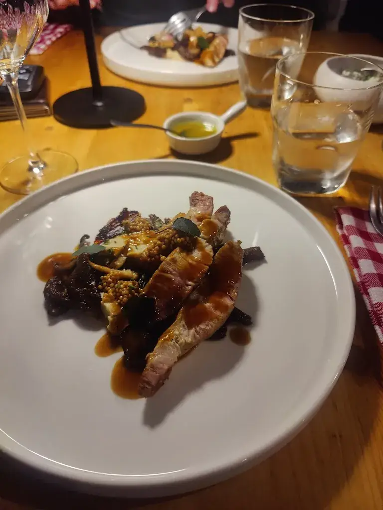 Sara Brand Hansen_L'Index-Chamonix_Chamonix-Mont-Blanc_review