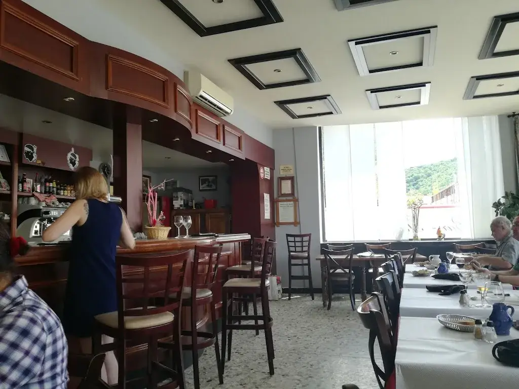 Restaurant Franzet By Renard_Moyeuvre-Grande_slider_image_1