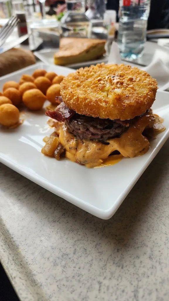 Mathis Giraud_FLUNCH FAMECK_Fameck_review