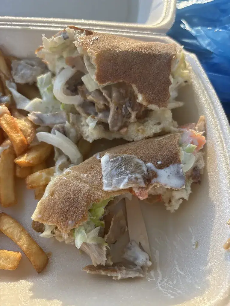 Xhevit LUSHNJARI _Snack Bosphore Fameck_Fameck_review