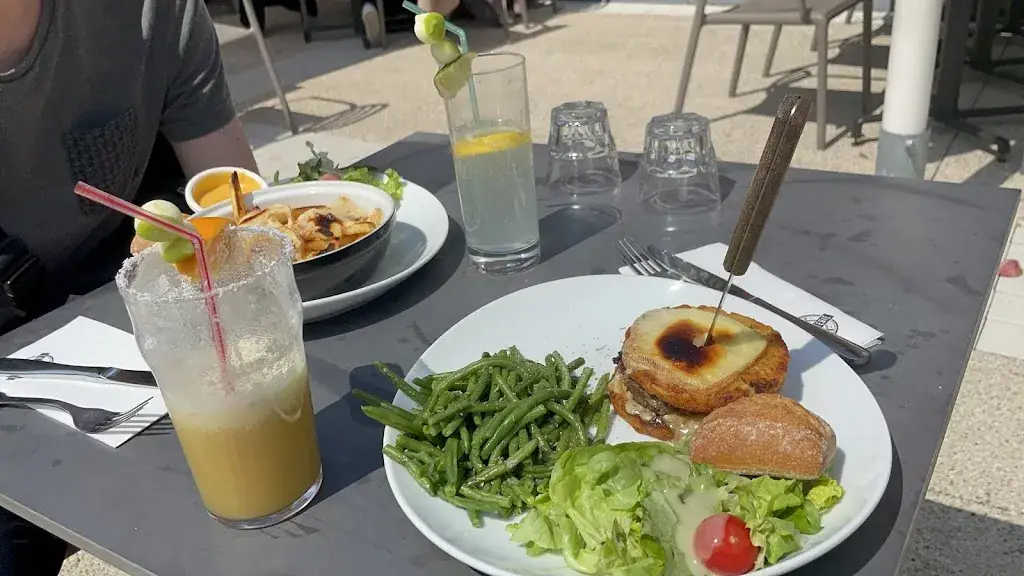 Lulu Young_La Pataterie Terville_Terville_review