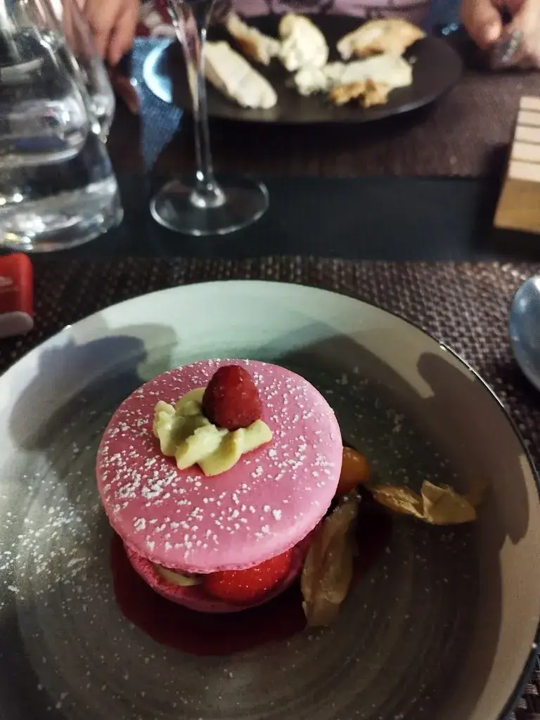 Nathalie CHINI ép AMBROSIN_La Villa Castellino_Florange_review