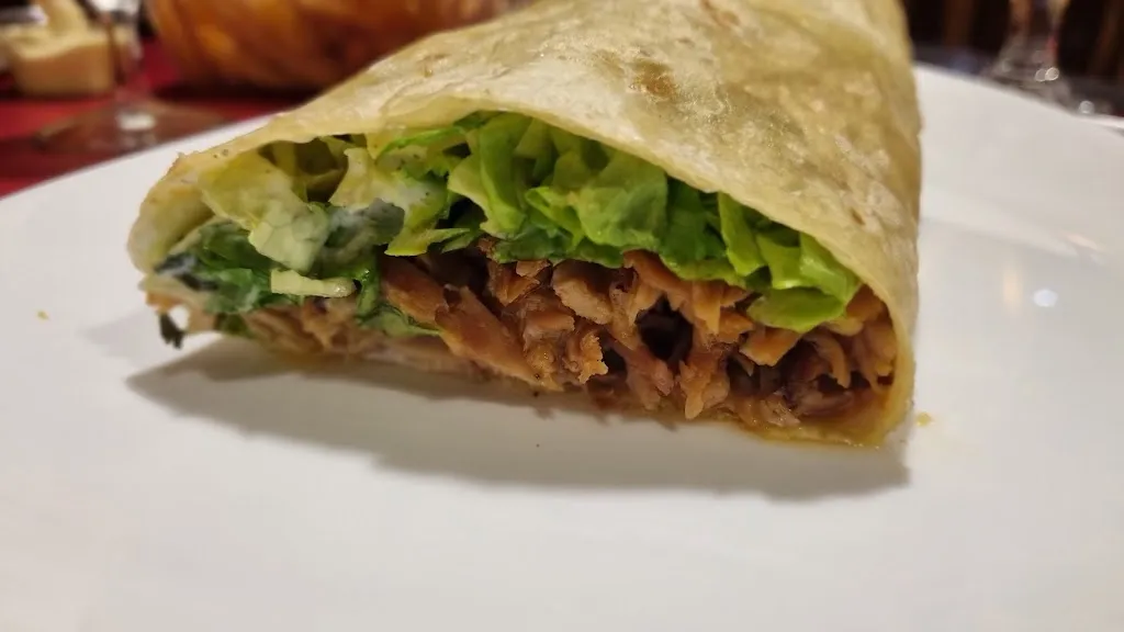 Stephan Szasz_Le Central_Gondrecourt-le-Château_review