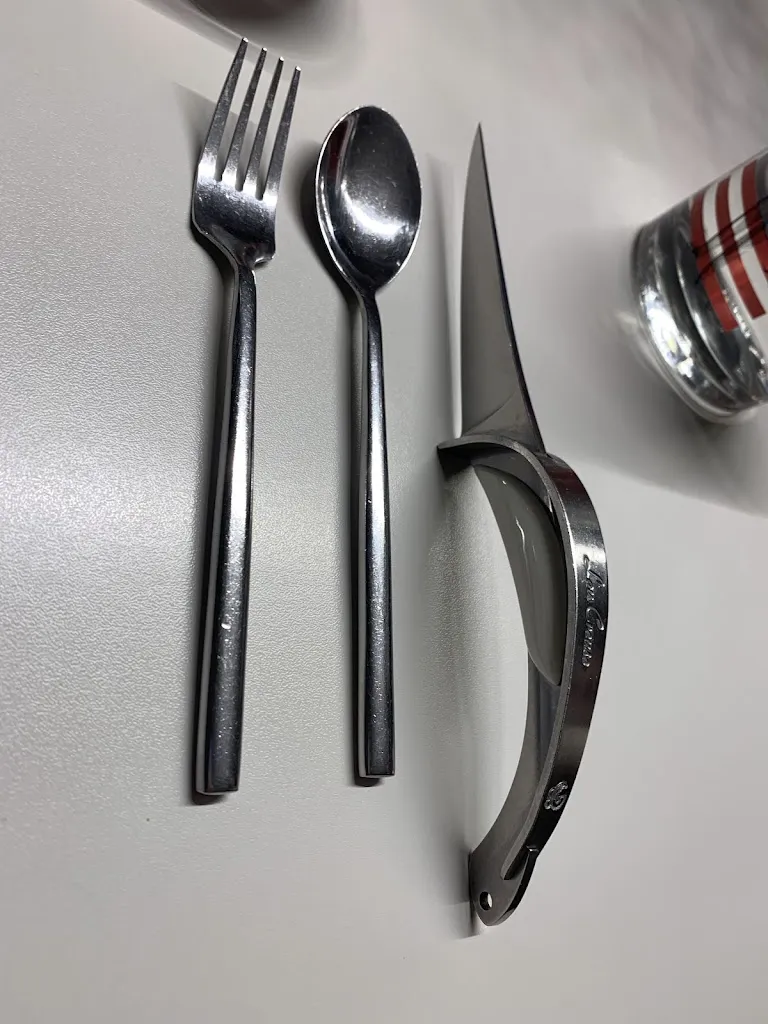 Raphaël Molliere_Avec Amour_Terville_review