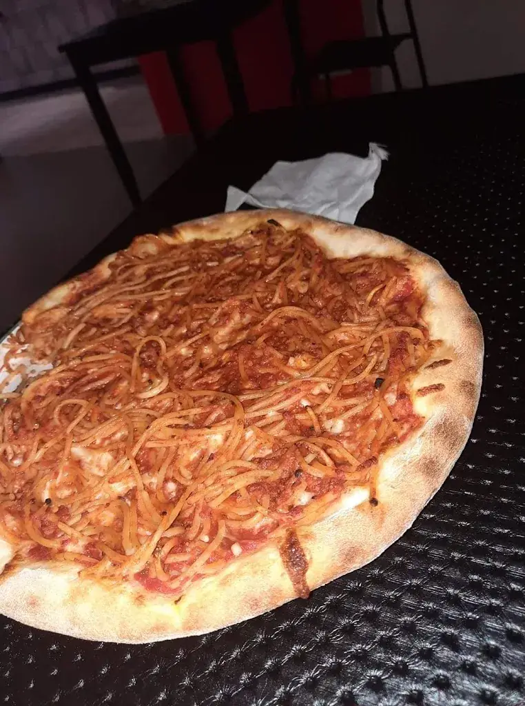 Mario's pizza_Gorcy_slider_image_2