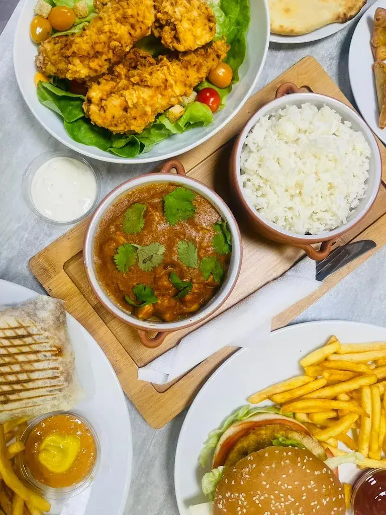 CRISPY&CURRY Restaurant in Vitry-le-François