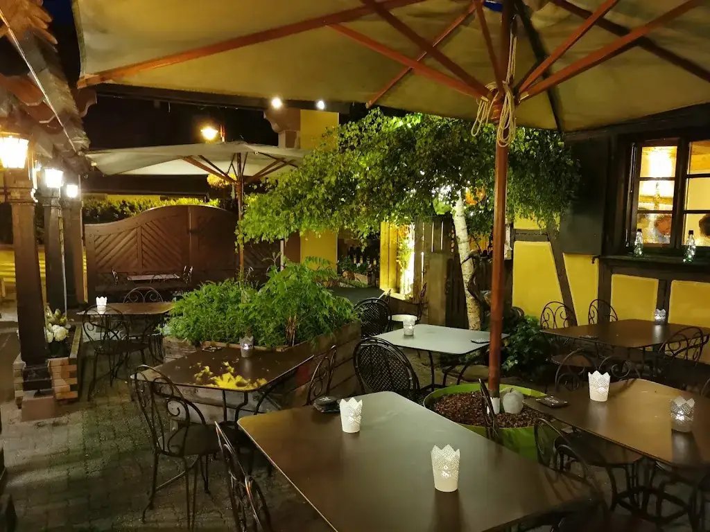 François B. Photos_Bürestubel_Pfulgriesheim_review