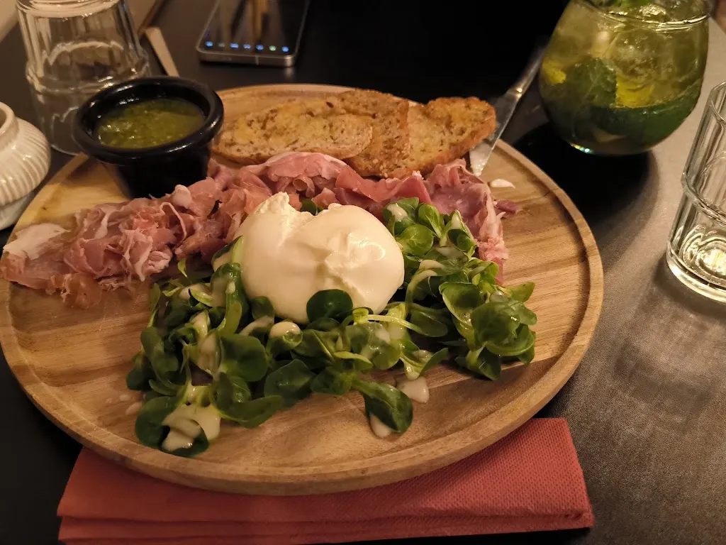 Jean Claude PASTOR_ANNA Trattoria_Golbey_review