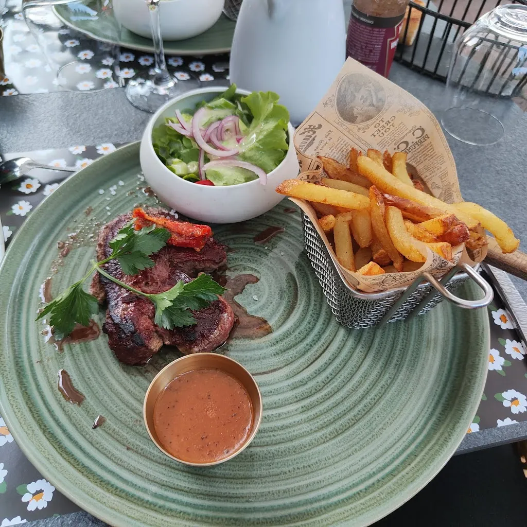 L A_Restaurant La Mansarde_Golbey_recensione