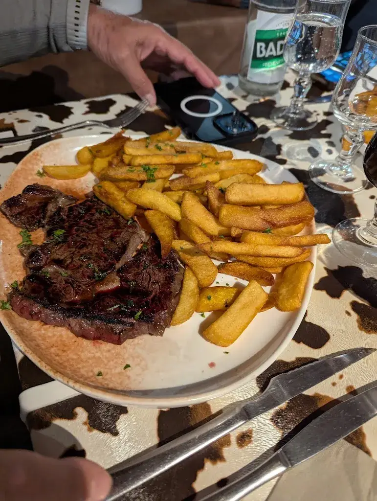 Alastair Swaffer_Le Bivouac_Chamonix-Mont-Blanc_review