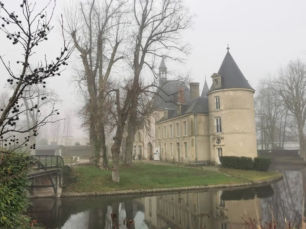 Nod lahyene_Restaurant Château des Dames de France_Gueux_review